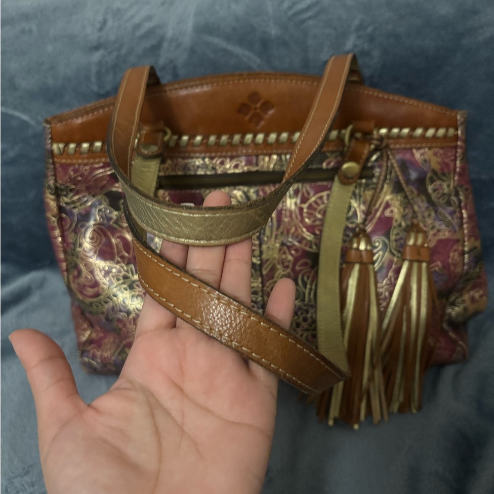 Patricia Nash Handbag - Picture 3 of 6